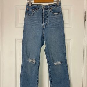 Women's Levi's "Ribcage" Straight Ankle Jeans